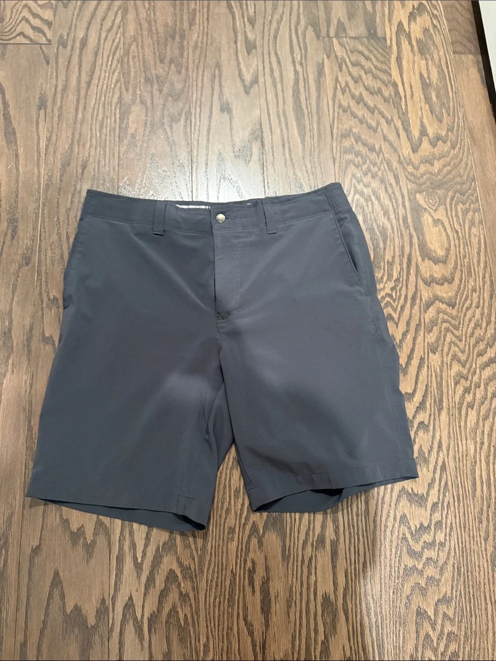 Men's Casual Calloway  golf  Shorts - Charcoal Gray